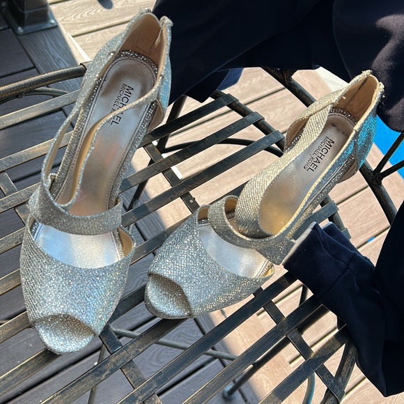 MICHAEL KORS MK!!! 8M size Gris /GREY Glitter Brillant Blanc - Picture 2 of 6